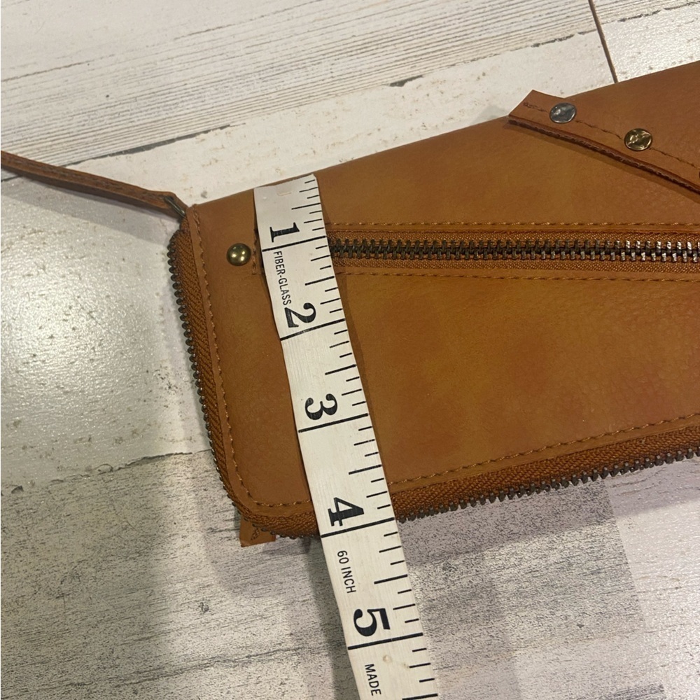 NWOT Free People Brown Cognac Vegan Leather Wallet - Picture 11 of 11